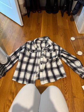 Express Black and White Plaid Button-Up Shirt Jacket